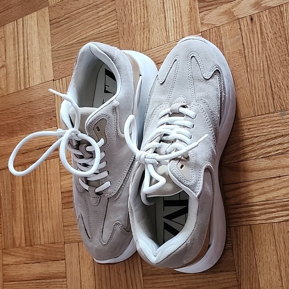 Zara sneakers leather cream in great condition sizen37 / 6.5 leather - Picture 10 of 12